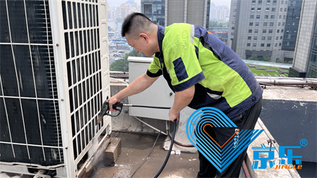 上海中央空調(diào)清洗專業(yè)服務(wù) 徹底殺菌除塵守護健康呼吸